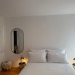 Apartment Locandina Jure