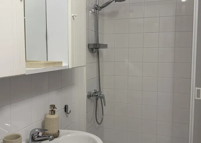 アパート Locandina Jure